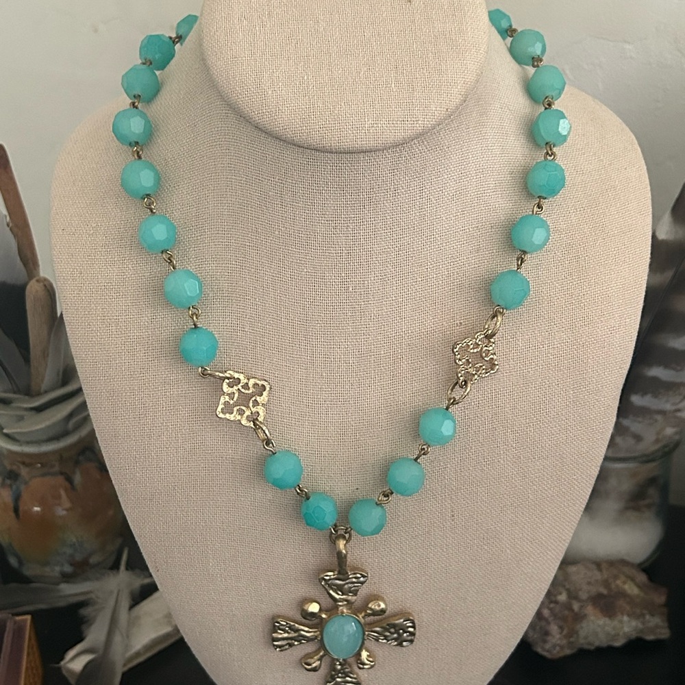 Vintage Aqua Faucet Cut Glass Beads Gold Tone Gothic Cross Necklace